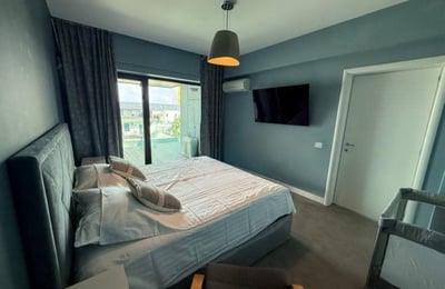 Rental of a comfortable 3-room apartment, 90 m², Mamaia district, Constanța, Romania